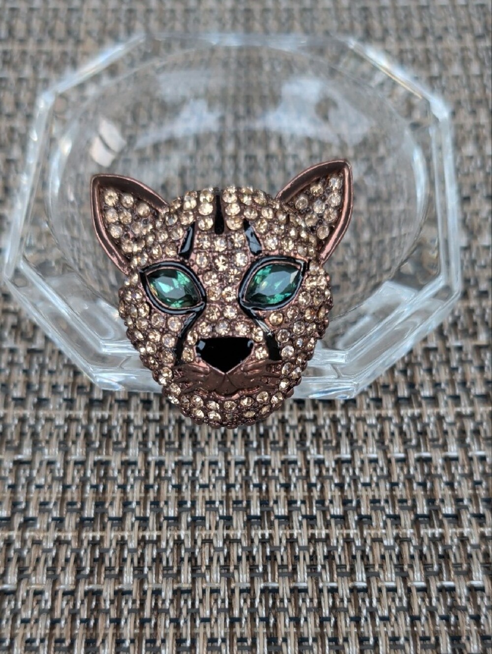 Betsey Johnson Crystal Leopard Head Statement Ring (Size 6) EUC